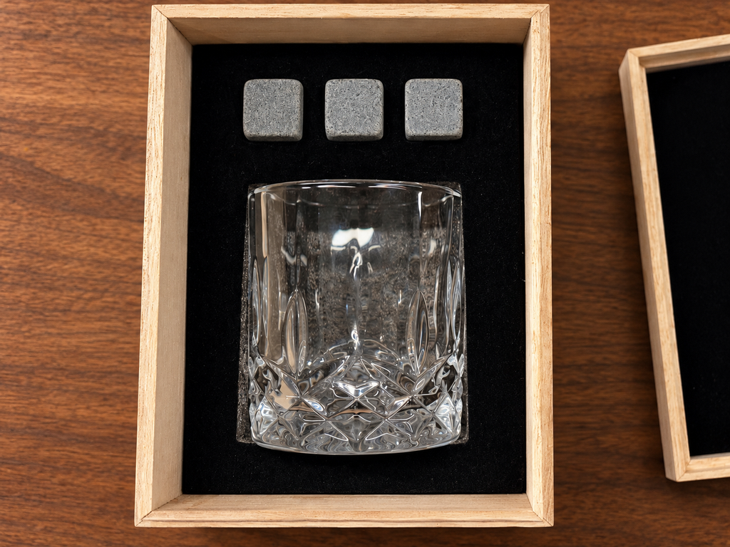 03 glass and stones detail